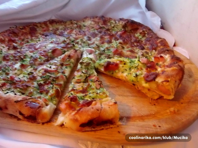 Pizza hot dog — Coolinarika