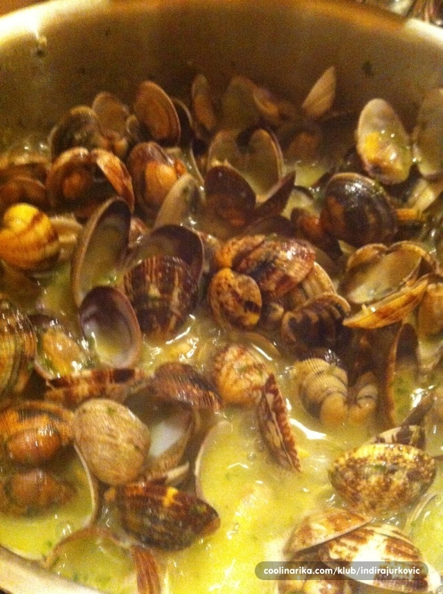 Vongole Na Buzaru — Coolinarika